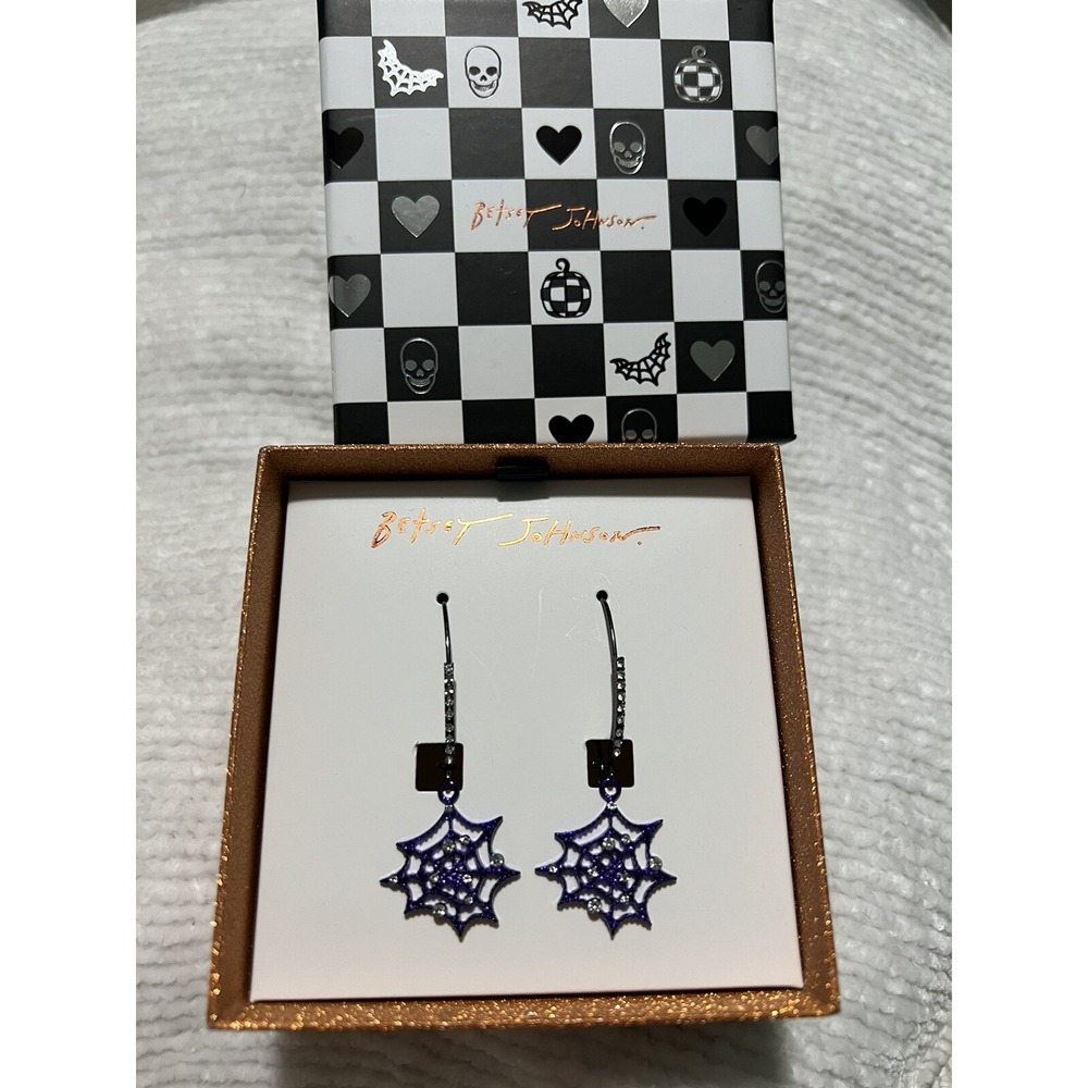Betsey Johnson Purple Spider Web Dangle Earrings With Box